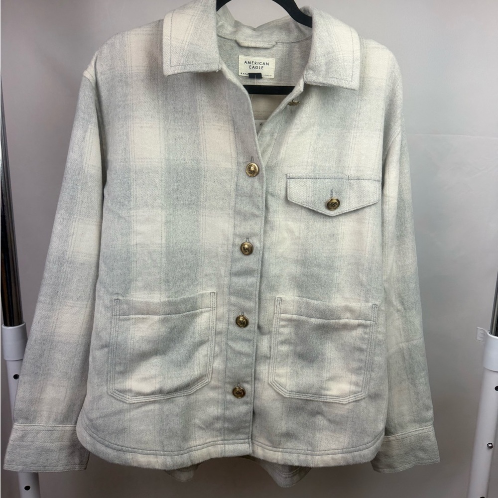 American Eagle Flannel Shirt Jacket‎ Shacket Plaid Gray Cream M NWT